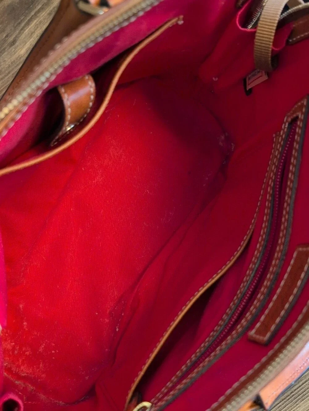 Dooney & Bourke Zip Zip Pebbled Grain Leather Dome Satchel w/Dustbag   868A